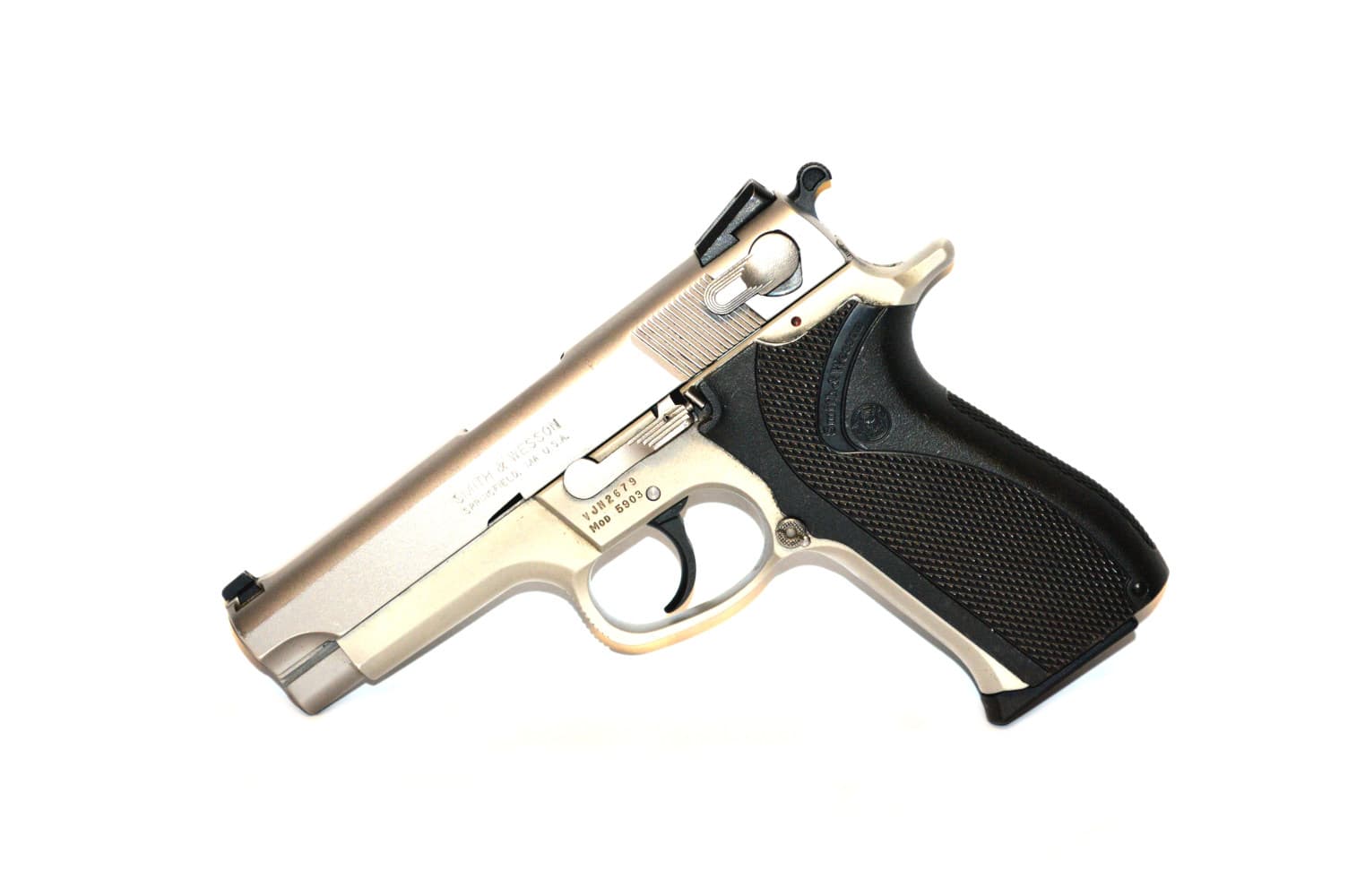 S&W 5903